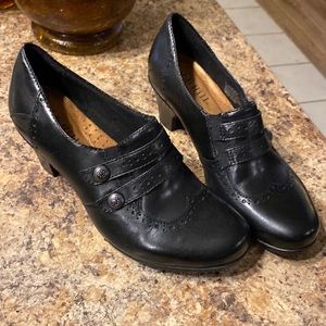 Cob Hill by New Balance Black healed Oxford dress shoe size 8